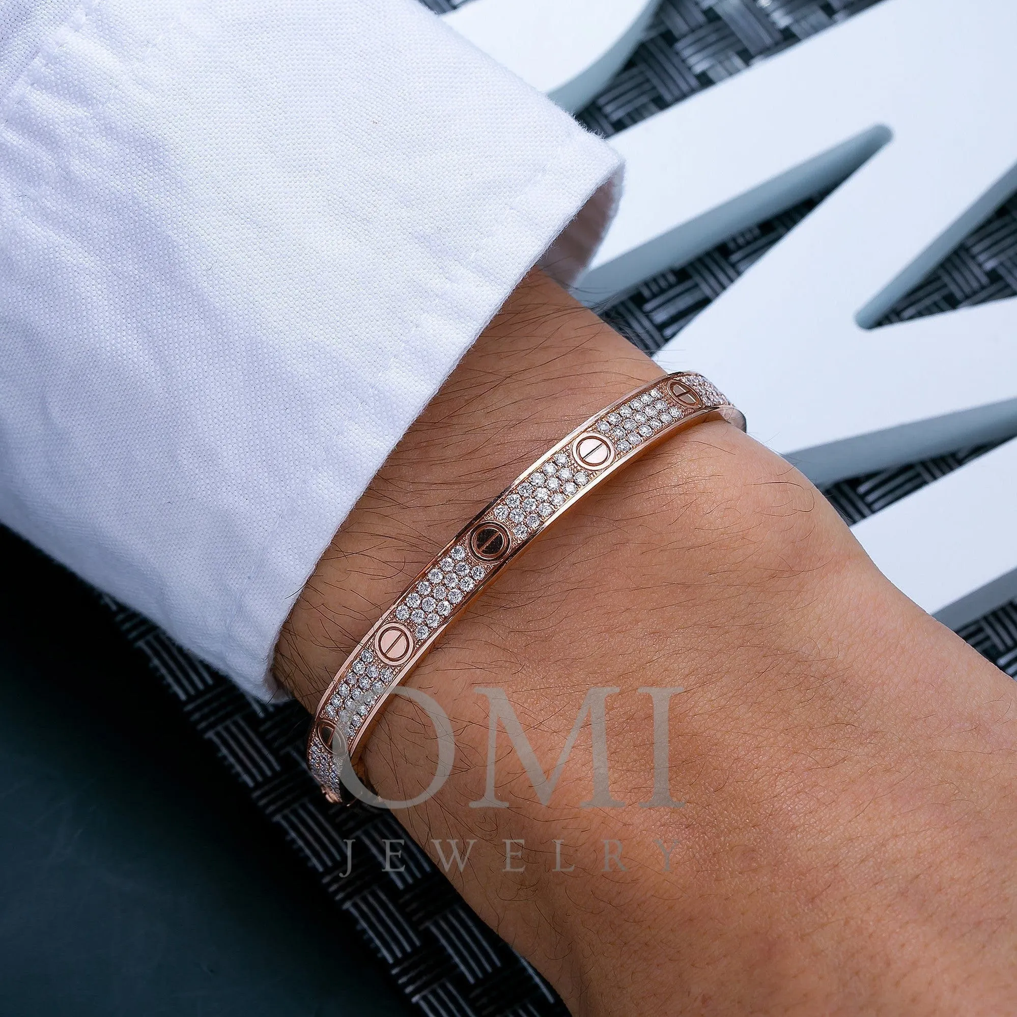 18K GOLD DIAMOND CUSTOM BANGLE BRACELET 3.05 CT