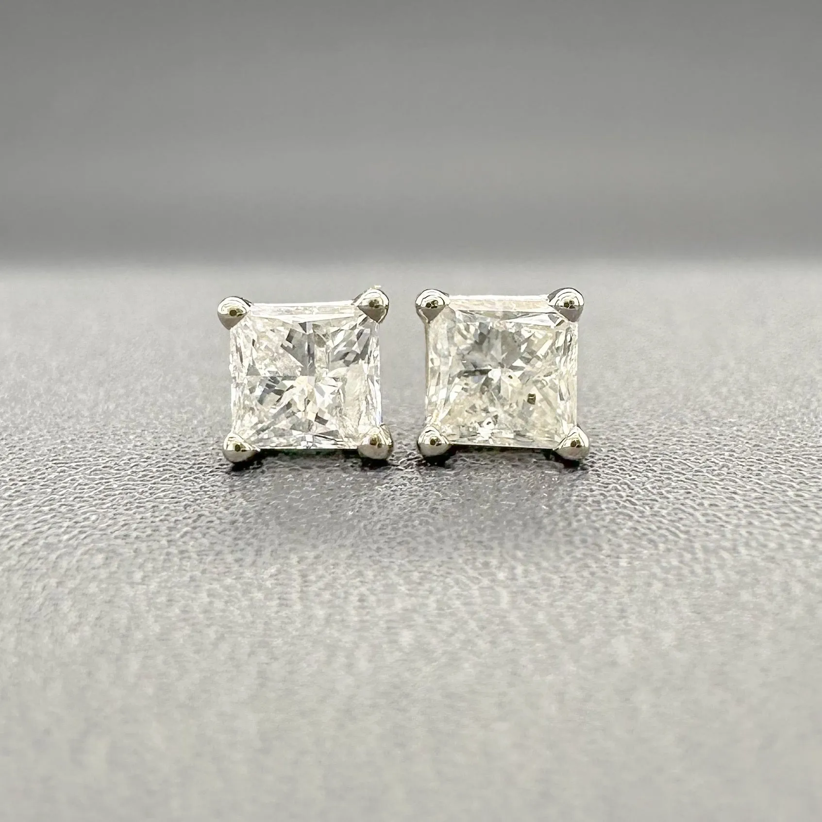 Estate 14K W Gold 0.51cttw G-H/SI2 Princess Diamond Stud Earrings