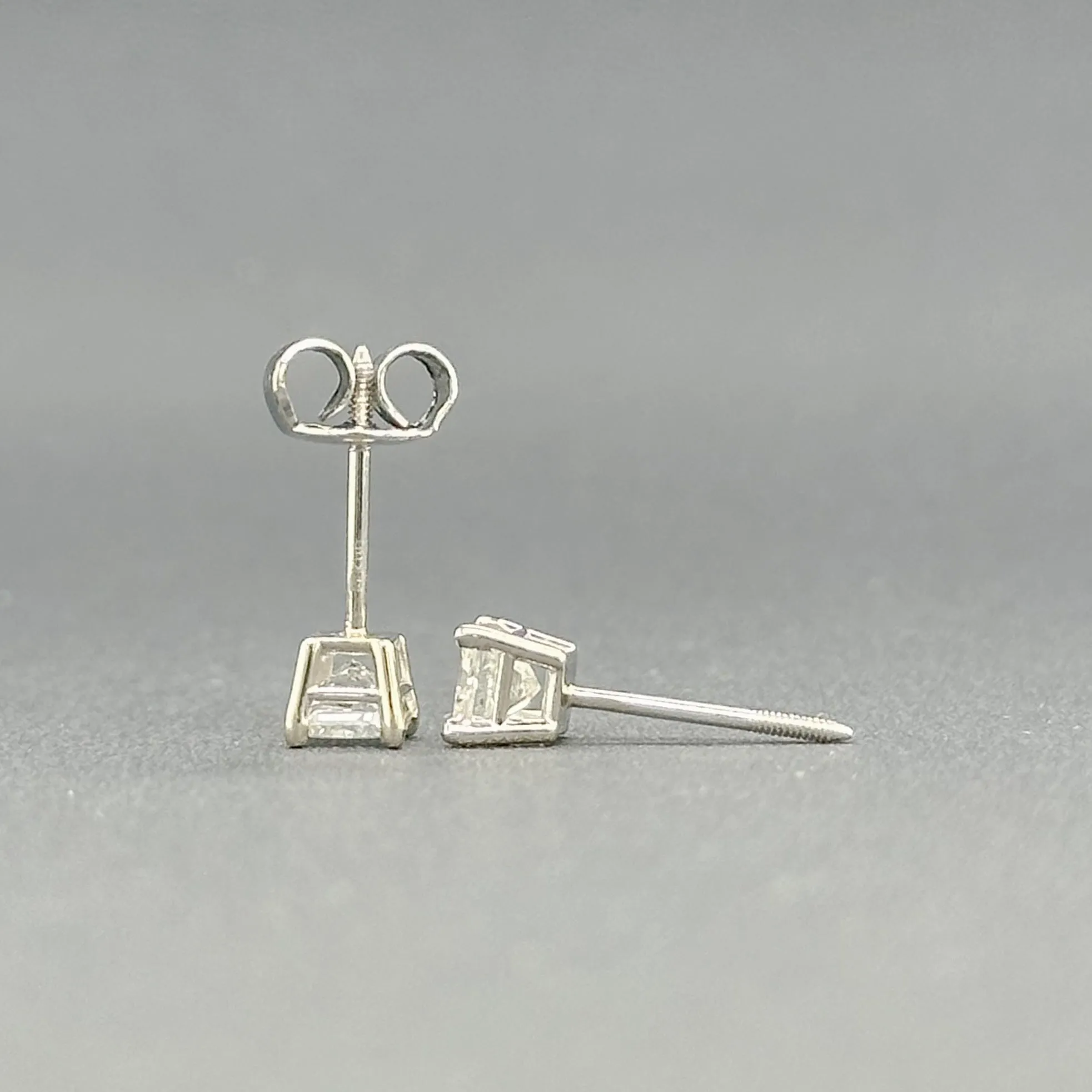 Estate 14K W Gold 0.51cttw G-H/SI2 Princess Diamond Stud Earrings