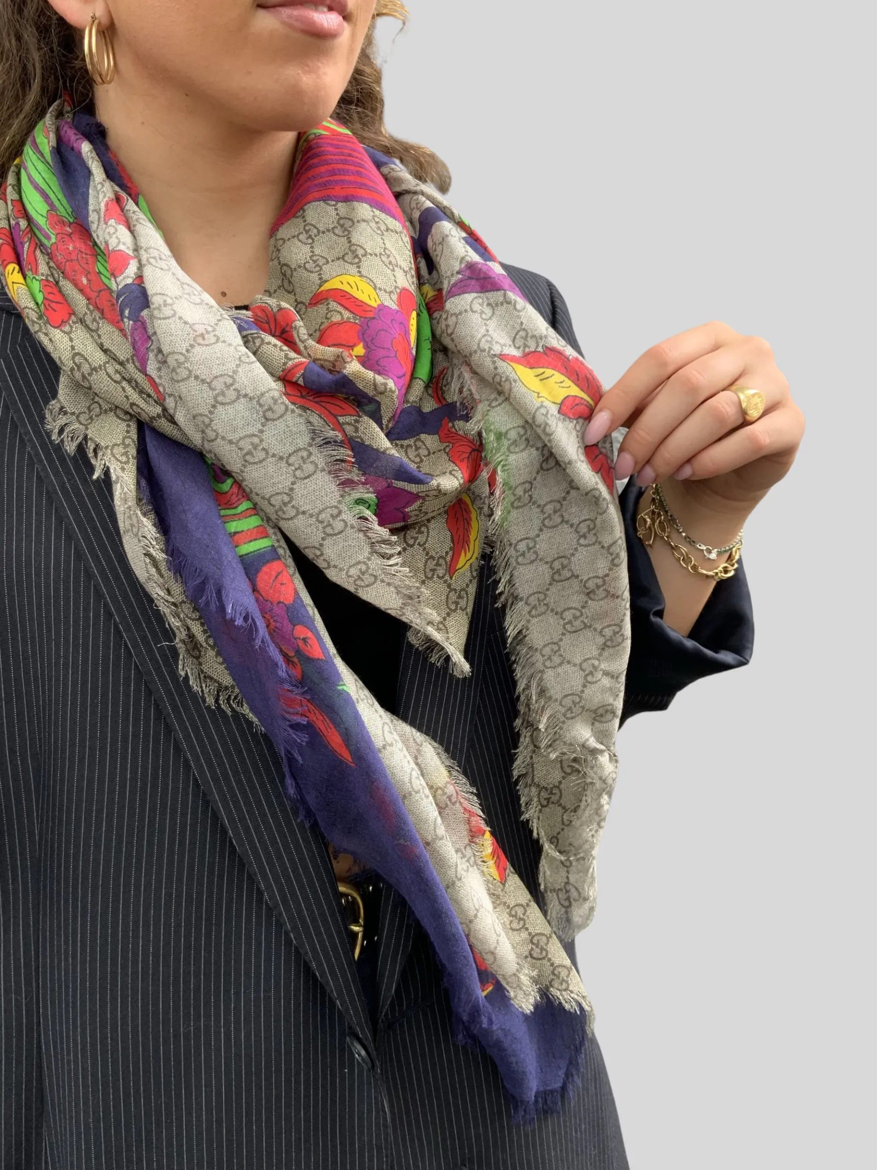 Luxury Gucci Monogram Floral Print Shawl Scarf for Elegant Styling