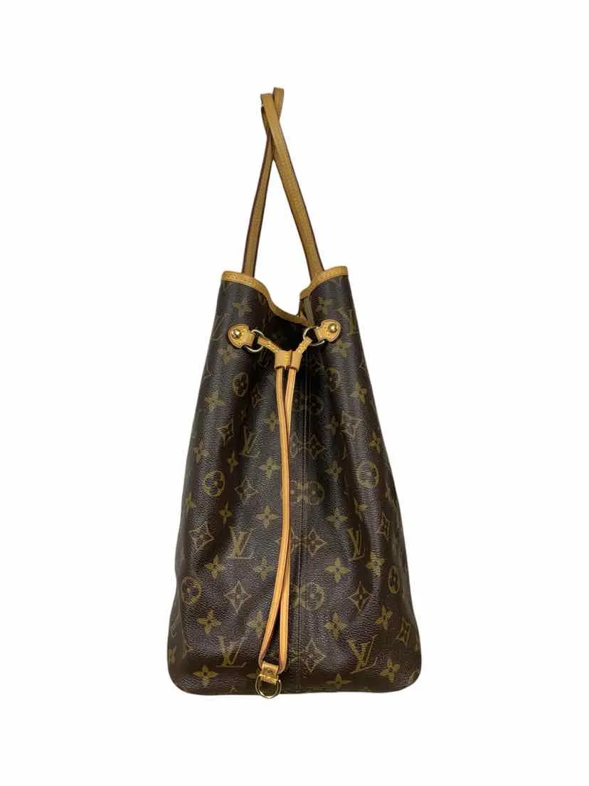 Louis Vuitton Tote