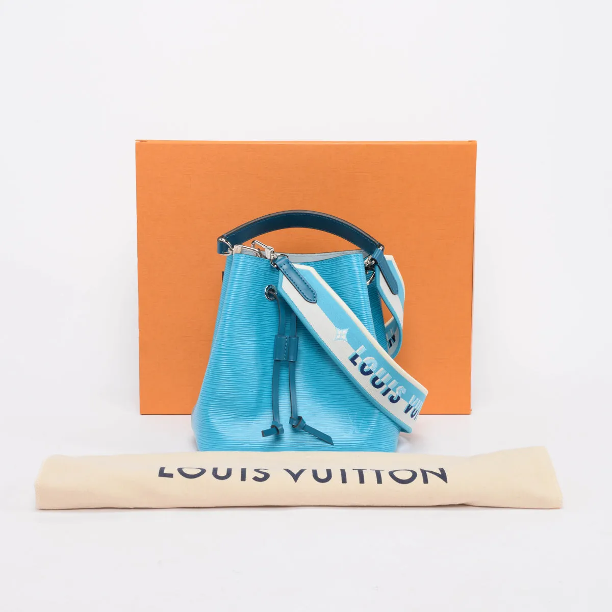 Louis Vuitton Turquoise Epi Leather Neonoe BB