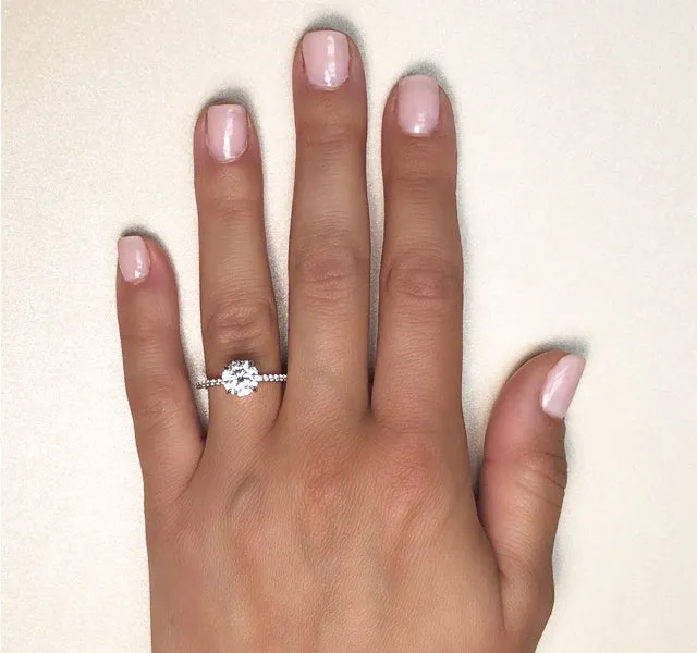 Round Setting with Diamond Side Accents